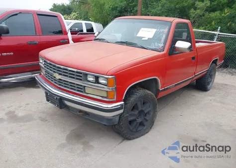 1988 Chevrolet Gmt-400 K1500 z USA, uszkodzony, nr VIN 1GCDK14K2JE149477